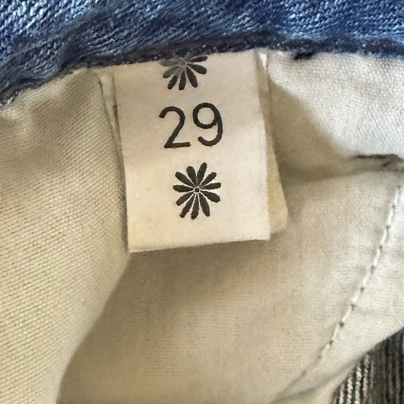 Show Me Your Mumu Brooklyn High Waist Distressed Raw Hem Jeans Size 29 - Picture 6 of 7